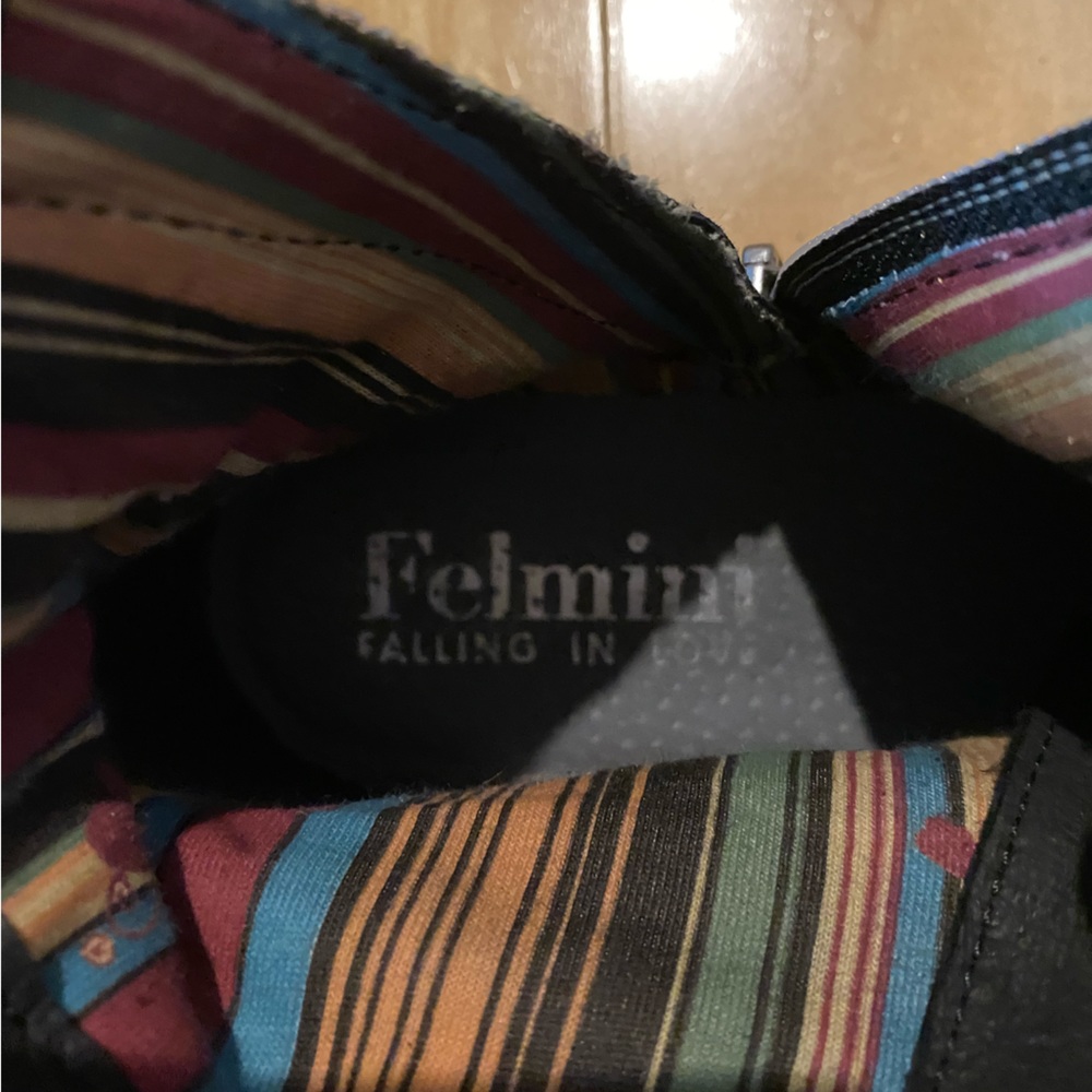 Felmini Boots - Picture 7 of 7